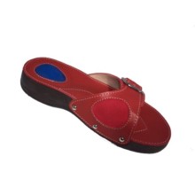 Topuk Dikeni Terliği Kırmızı 37 NUMARA